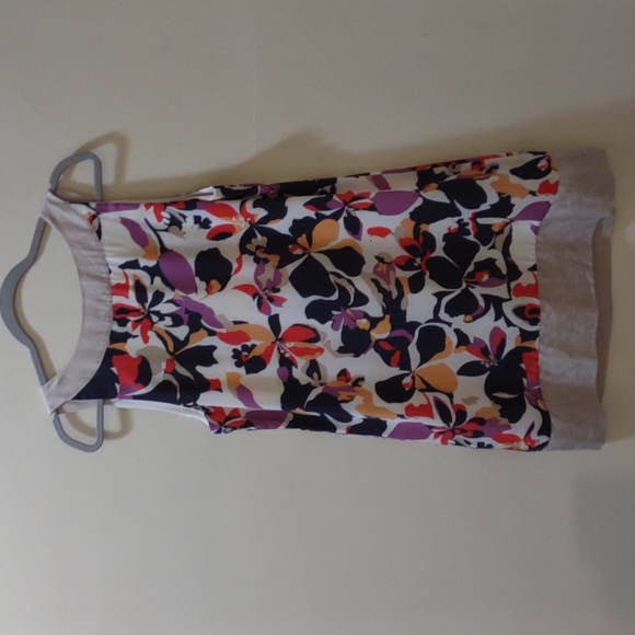 John and Jane Tunic Floral Pattern Sleeveless Dress - Picture 2 of 5